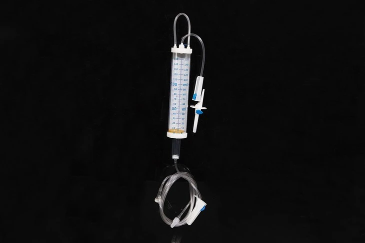 High Quality And Best Price 100ml 150ml Burette Infusion Set/ Infusion Set With Burette For Infant